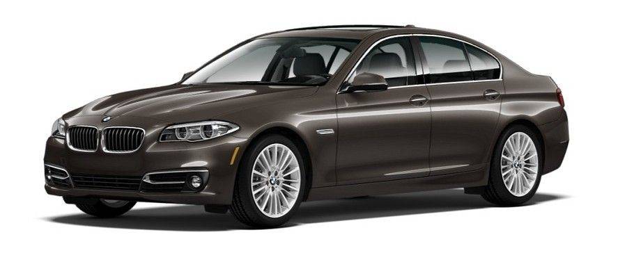 5 Series Sedan Front angle low view 5 Series Sedan Front angle low view