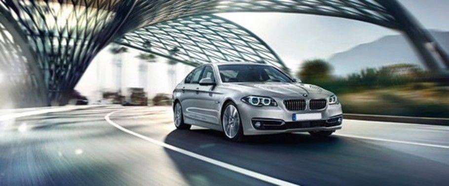 BMW 5 Series Sedan Front Medium View BMW 5 Series Sedan Front Medium View