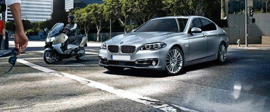 BMW 5 Series Sedan Side Medium View BMW 5 Series Sedan Side Medium View