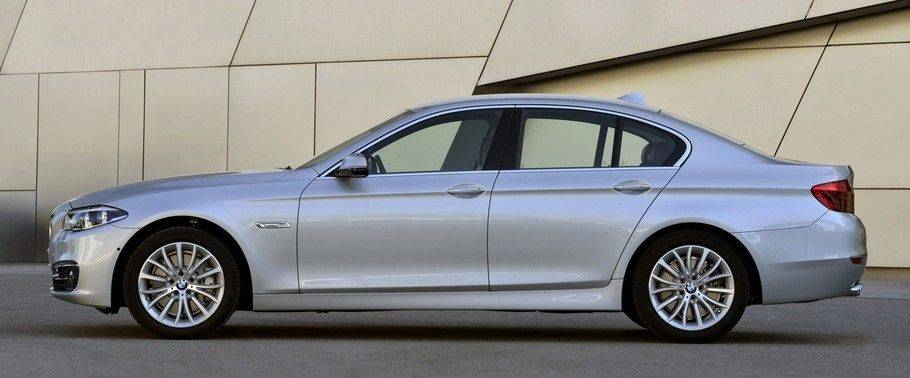 5 Series Sedan Side view 5 Series Sedan Side view