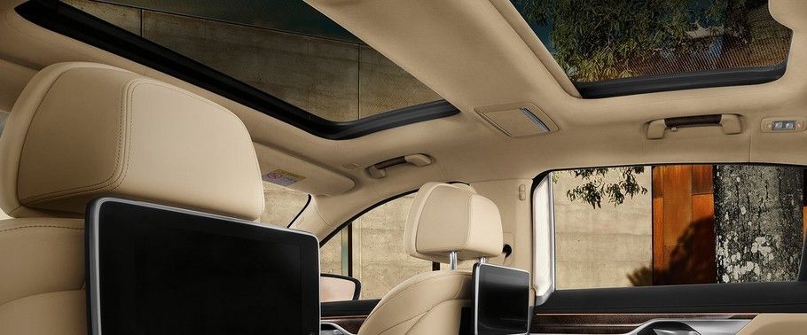 BMW 7 Series Sedan Sunroof Moonroof