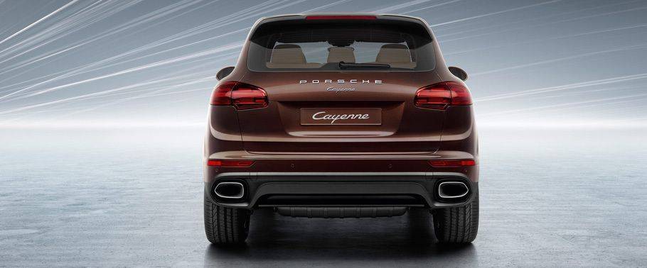 Full Rear View of Porsche Cayenne Full Rear View of Porsche Cayenne