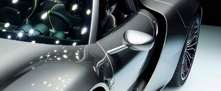 Porsche 918 Spyder Drivers Side Mirror Front Angle Porsche 918 Spyder Drivers Side Mirror Front Angle