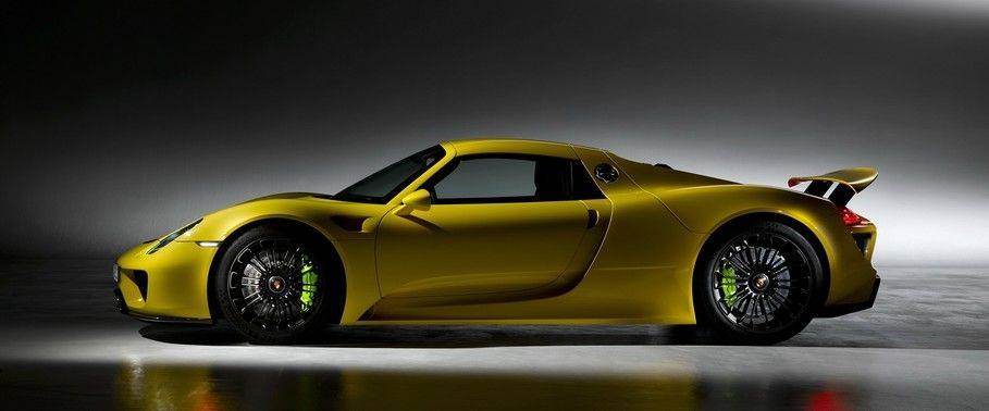 918 Spyder Side view 918 Spyder Side view