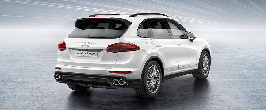 Cayenne S E- Hybrid Rear angle view Cayenne S E- Hybrid Rear angle view