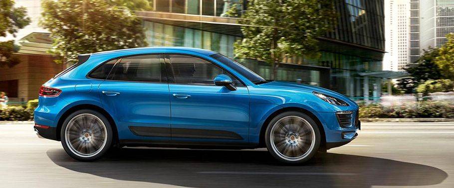 Porsche Macan S Drivers Sideview Porsche Macan S Drivers Sideview
