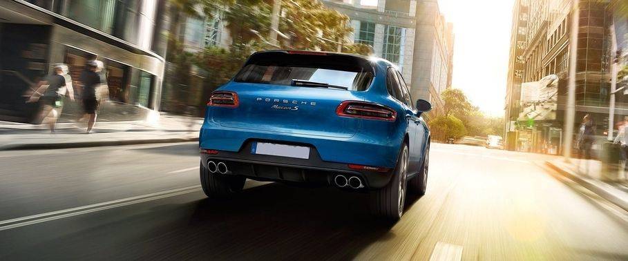 Macan S Rear angle view Macan S Rear angle view