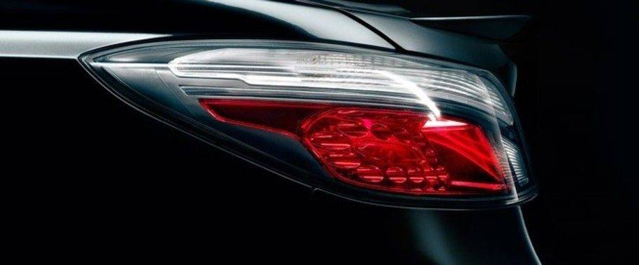 6 Tail light 6 Tail light
