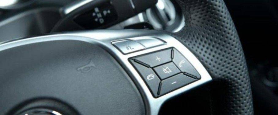 Mercedes-Benz E Class Estate Multi Function Steering Mercedes-Benz E Class Estate Multi Function Steering