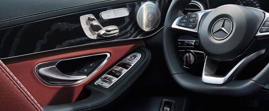Mercedes-Benz C Class Sedan Drivers Side In Side Door Controls Mercedes-Benz C Class Sedan Drivers Side In Side Door Controls