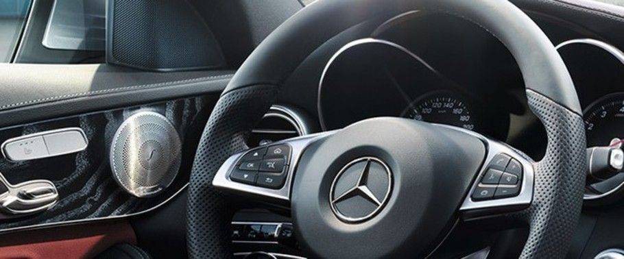 Mercedes-Benz C Class Sedan Multi Function Steering Mercedes-Benz C Class Sedan Multi Function Steering