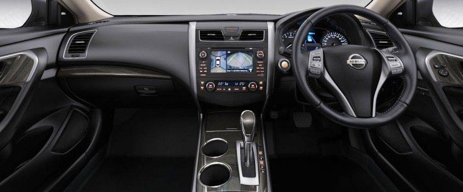 nissan teana 2022 interior black