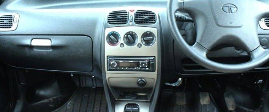 Indica e-Xeta Center Console Indica e-Xeta Center Console