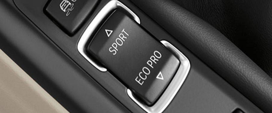 Center Controls of BMW 4 Series Coupe Center Controls of BMW 4 Series Coupe