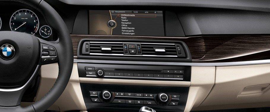 Active Hybrid 5 Center Console Active Hybrid 5 Center Console