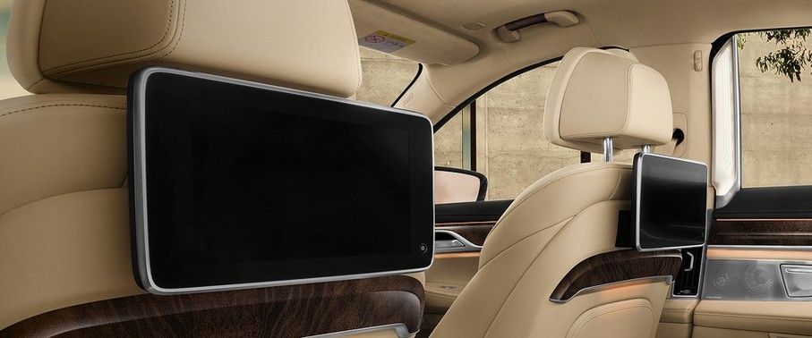Rear Seat Entertainment of BMW 7 Series Sedan