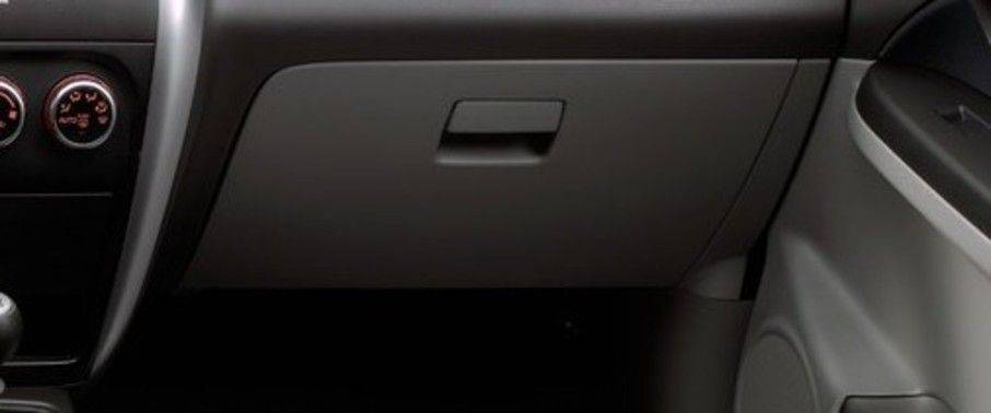 Suzuki SX4 Hatchback Glove Box Suzuki SX4 Hatchback Glove Box