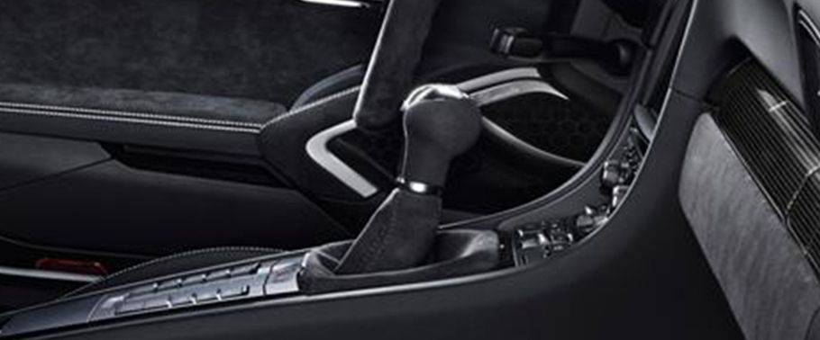 Porsche 911 Carrera 4 GTS Gear Shifter Porsche 911 Carrera 4 GTS Gear Shifter