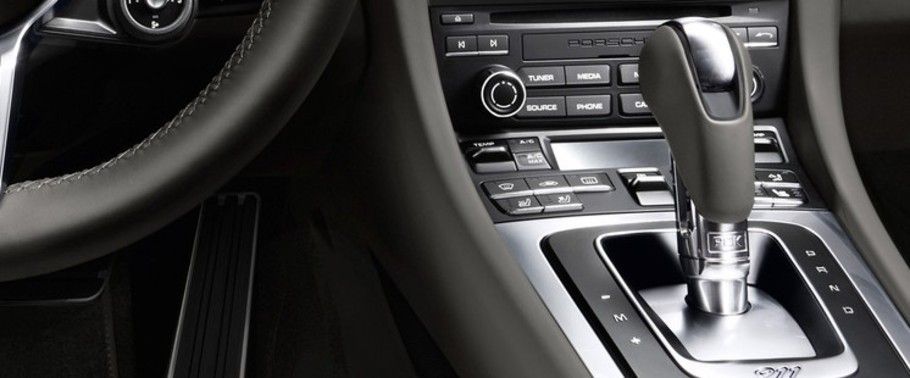 Porsche 911 Carrera 4S Cabriolet Gear Shifter Porsche 911 Carrera 4S Cabriolet Gear Shifter