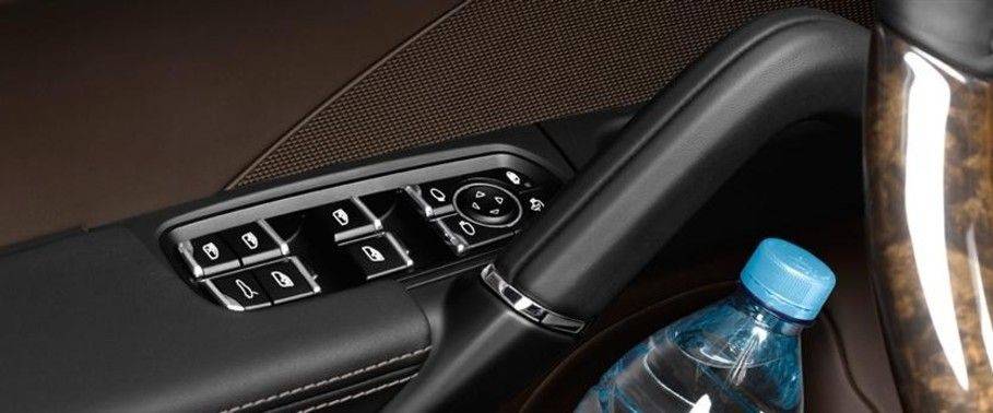 Porsche Cayenne Turbo Drivers Side In Side Door Controls Porsche Cayenne Turbo Drivers Side In Side Door Controls