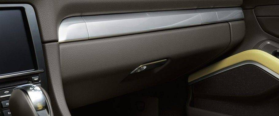 Porsche Boxster s Glove Box Porsche Boxster s Glove Box