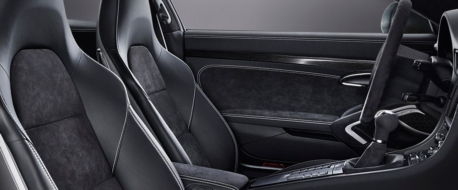 911 Carrera GTS Cabriolet Front Seats