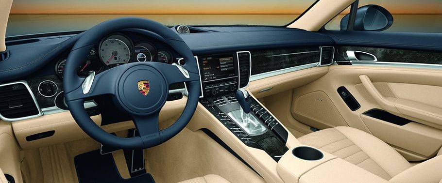 Dashboard View of Panamera GTS Dashboard View of Panamera GTS