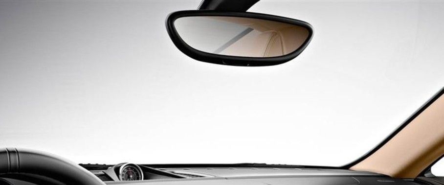 Panamera 4 Edition Courtesy Lamps Panamera 4 Edition Courtesy Lamps