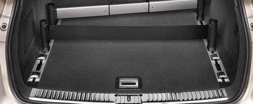 Storage Closer View of Porsche Cayenne Turbo